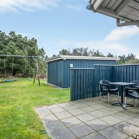 Dines - 1km From The Sea By Interhome Feriehus *